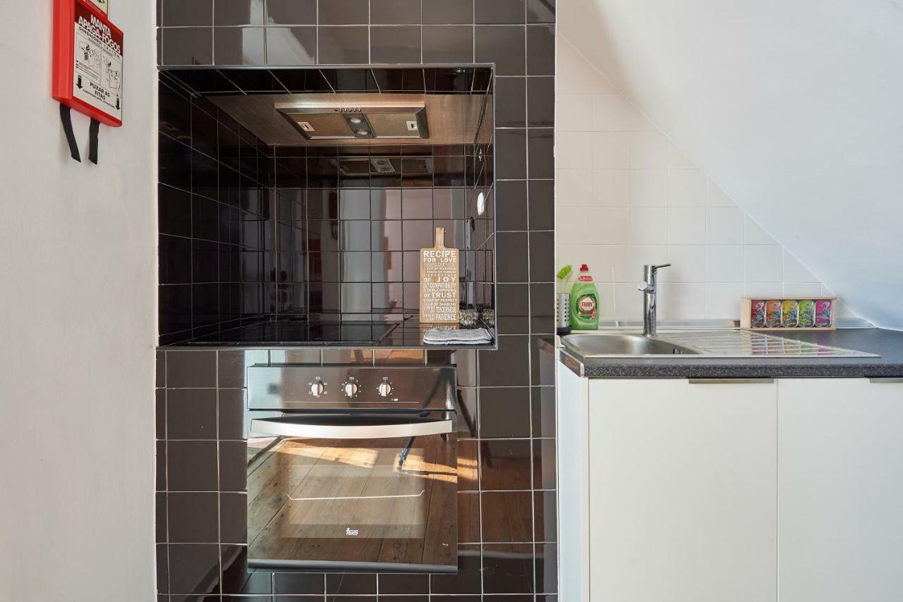 Charming Apartment Em Belem-Books And Canvas 리스본 외부 사진