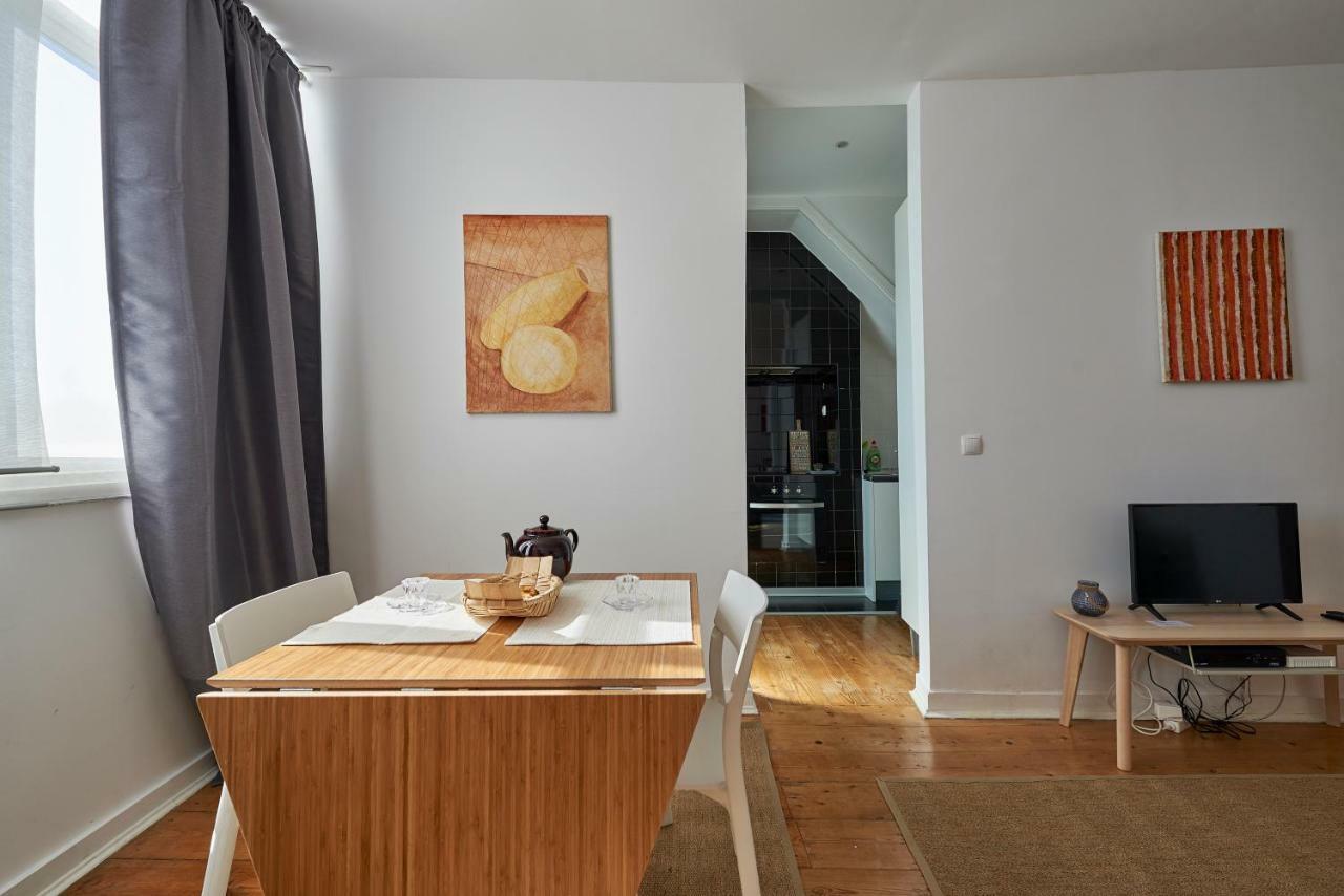 Charming Apartment Em Belem-Books And Canvas 리스본 외부 사진